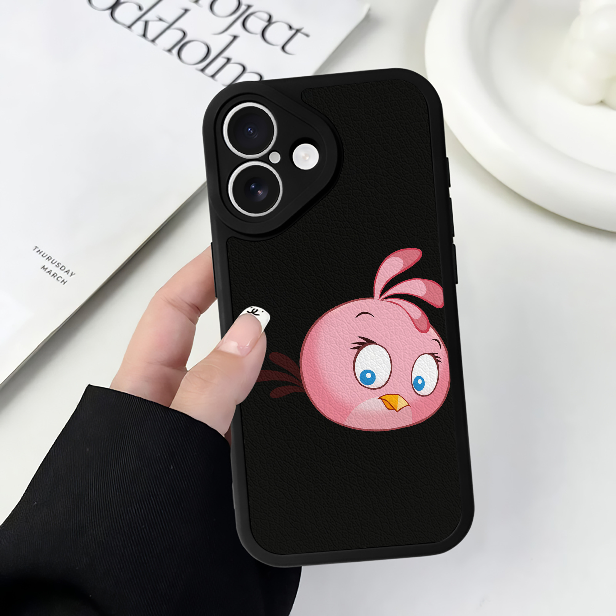 （画像用） Angry Birds アングリーバード 【iPhone 16シリーズ対応】シリコンスマホケース（レザー調） 材質：シリコン